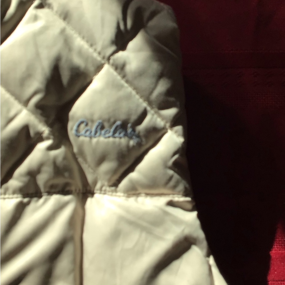 Cabela’s womens vest - Picture 5 of 5